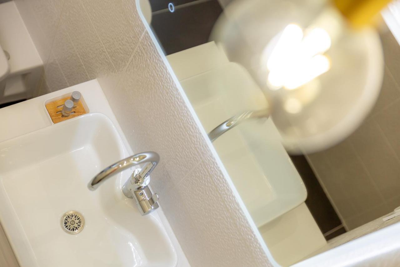 Les Appartements Chics Du Vieux-Port มาร์กเซย ภายนอก รูปภาพ